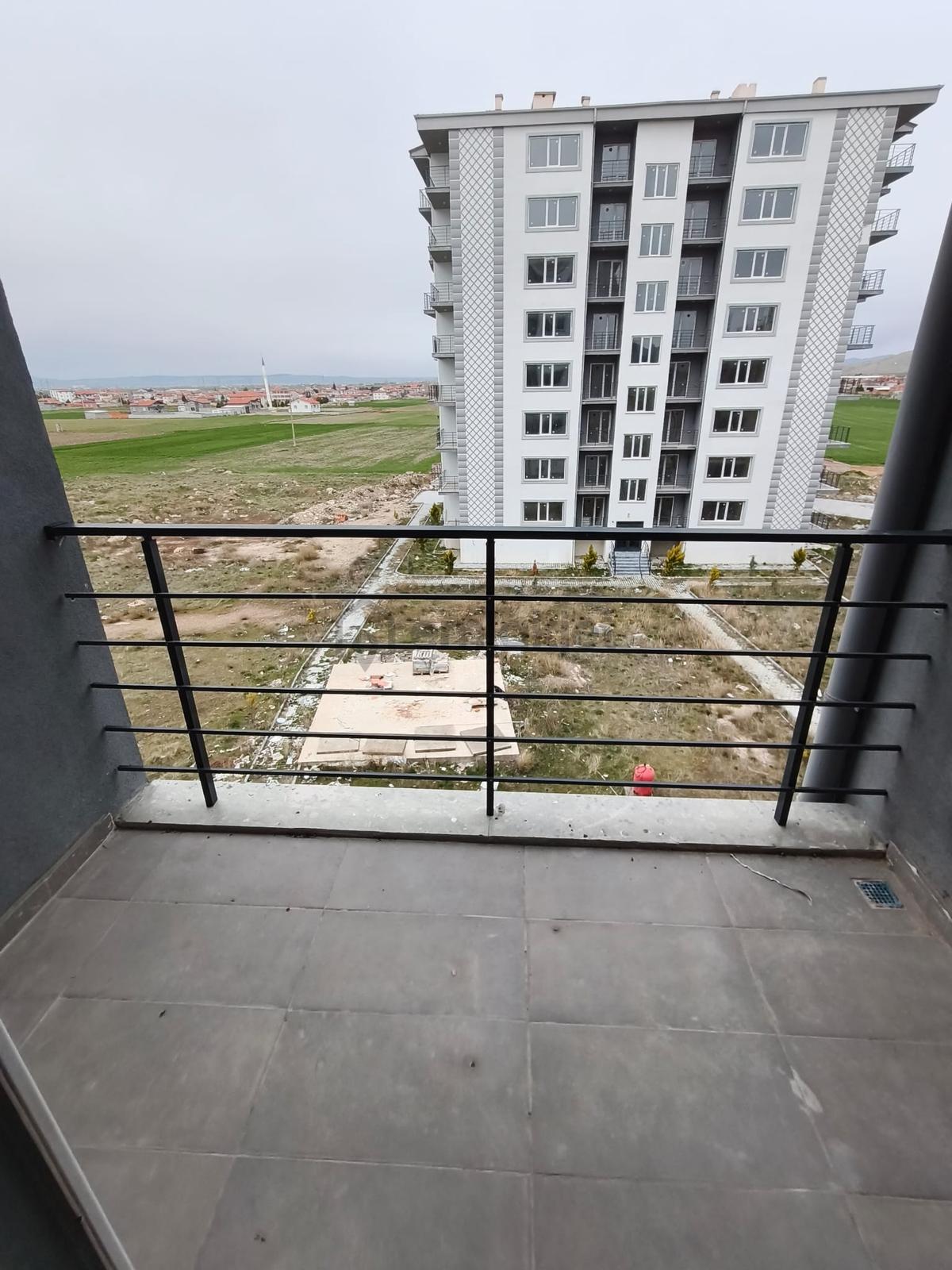 Afyon Susuzda Satılık 3+1 Daire - 17