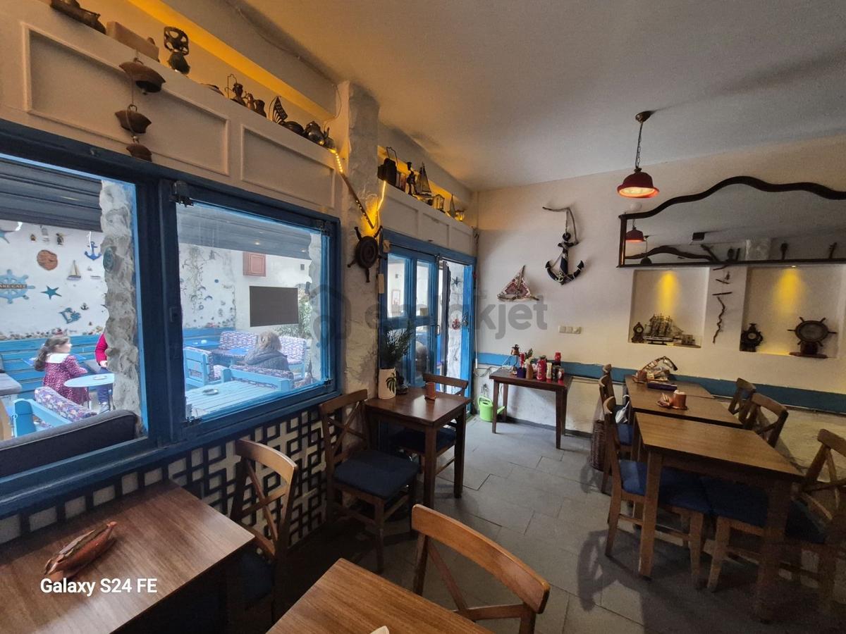 Alsancak Merkezde Kafeler Sokağında Devren Kafe - 33