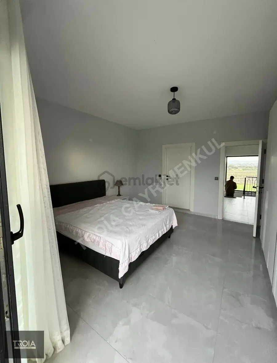Kumburununda Geniş Bahçeli Müstakil Villa - 4