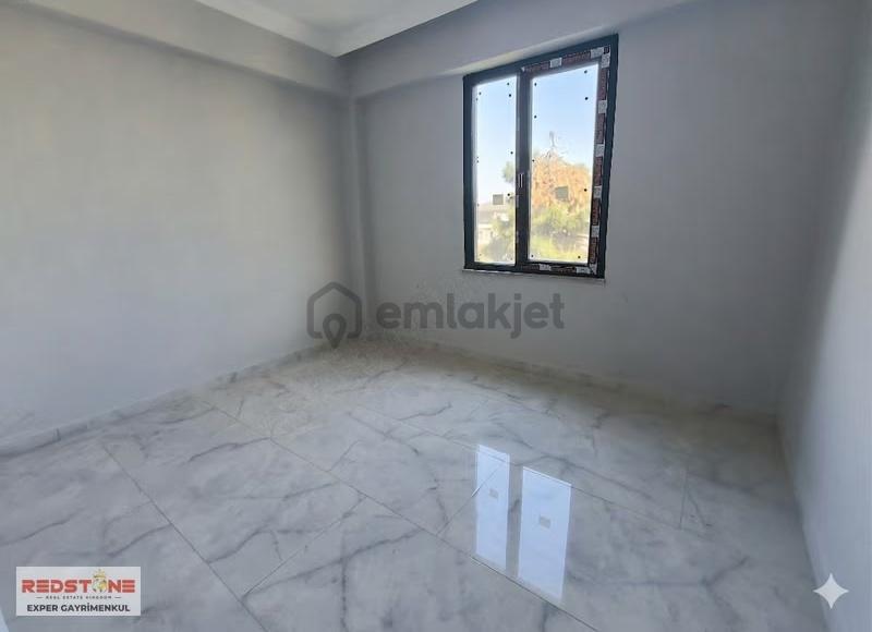 Karasu'da Denize Yakın Sıfır Ara Kat Asansörlü 1+1 Daire - 18