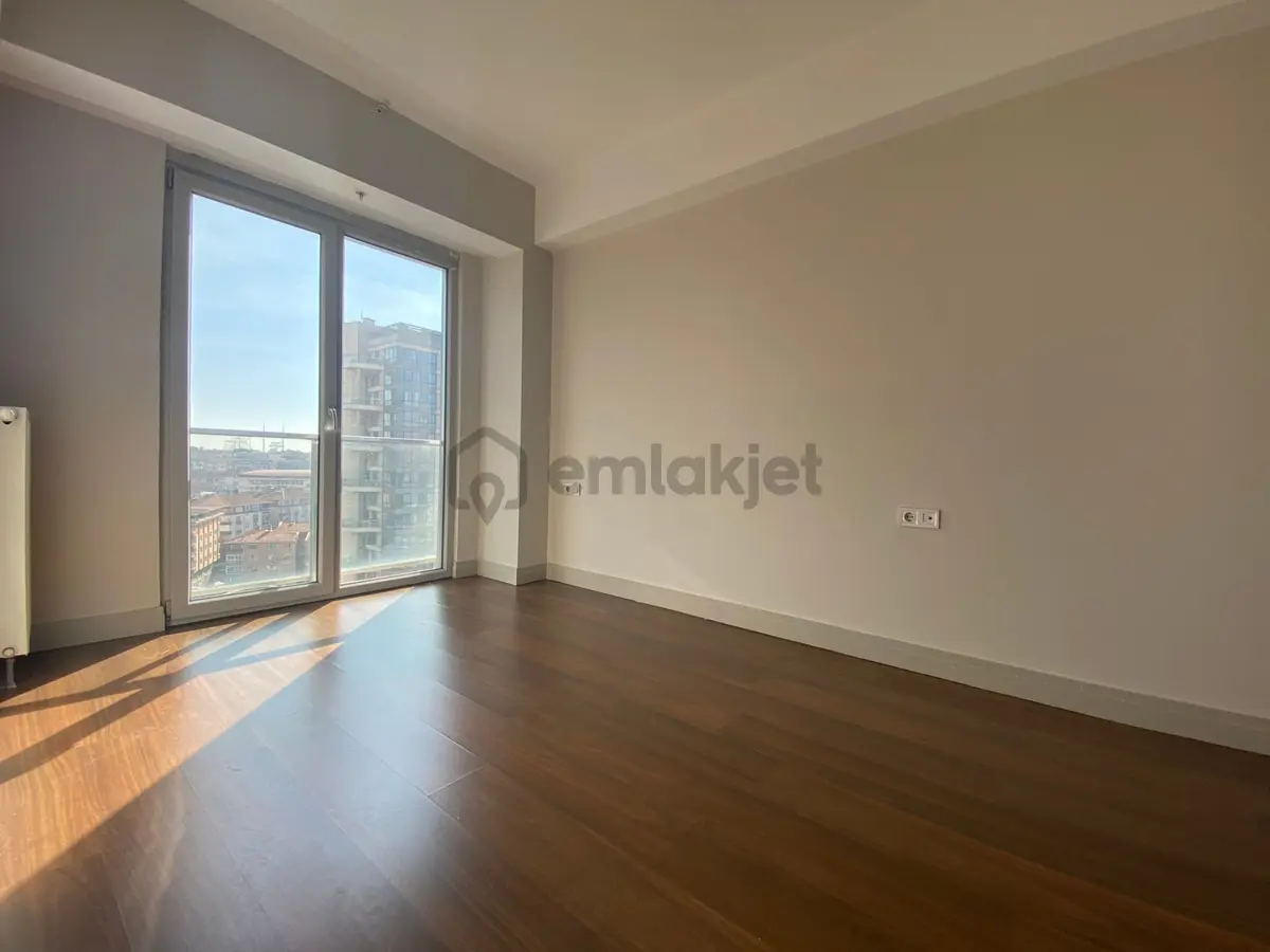 İstanbul House'dan Sur Yapı Corridor'da Peyzaj Manzaralı 1+1 - 5
