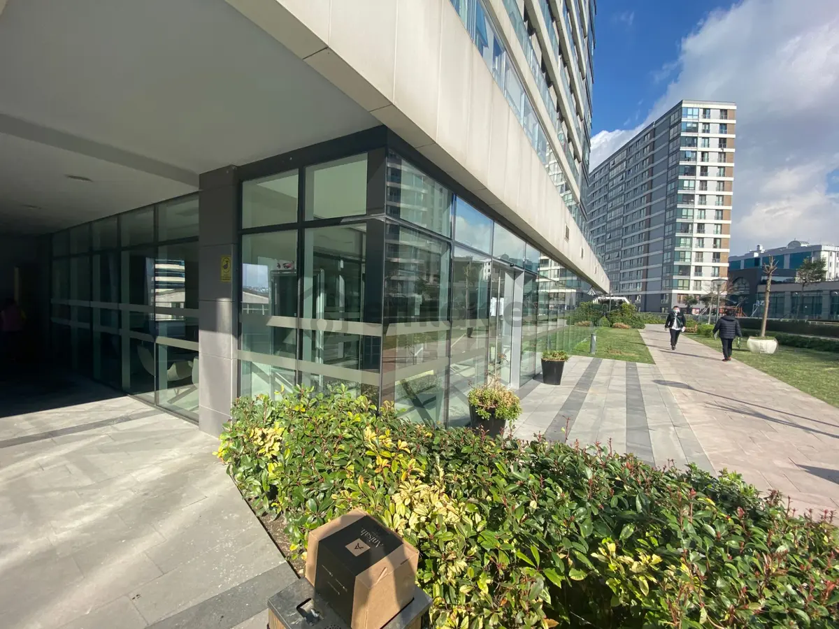 İstanbul House'dan Sur Yapı Corridor'da Peyzaj Manzaralı 1+1 - 12
