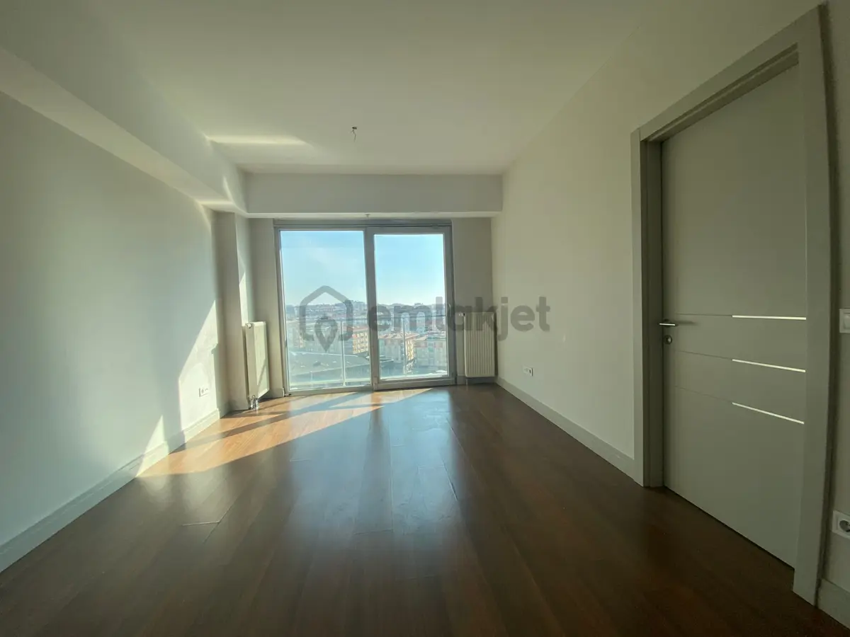 İstanbul House'dan Sur Yapı Corridor'da Peyzaj Manzaralı 1+1 - 2