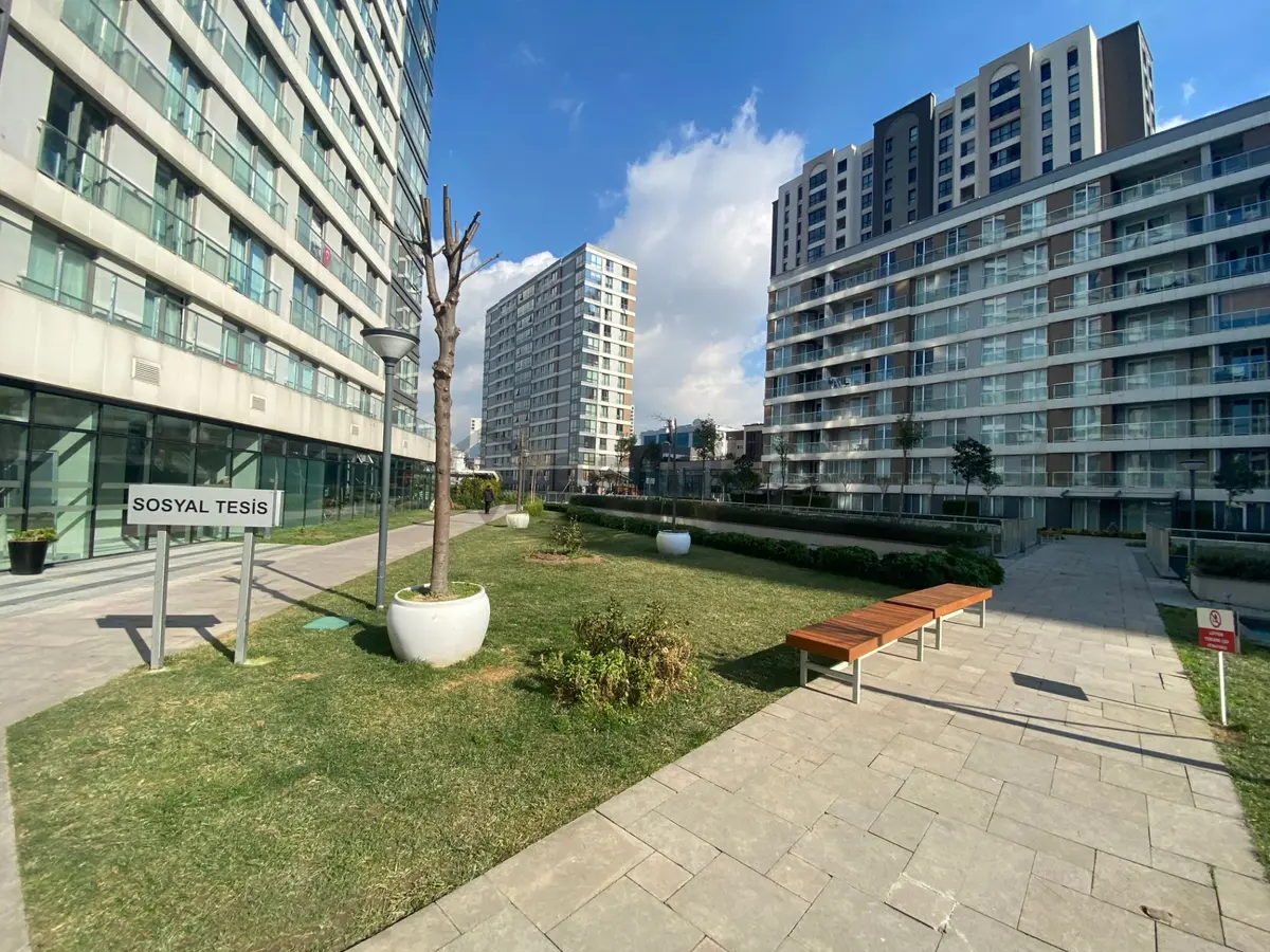 İstanbul House'dan Sur Yapı Corridor'da Peyzaj Manzaralı 1+1 - 13