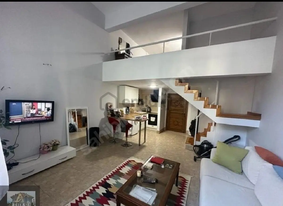 Kordonboyu Sahilde Satilik 1+1loft Daire
