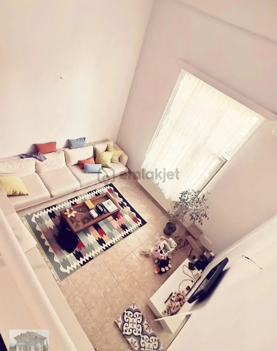 Kordonboyu Sahilde Satilik 1+1loft Daire - 13