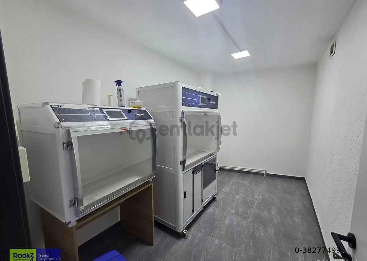 Çekmeköy De Cadde Cepheli Devren Kiralık Veteriner Kliniği - 13