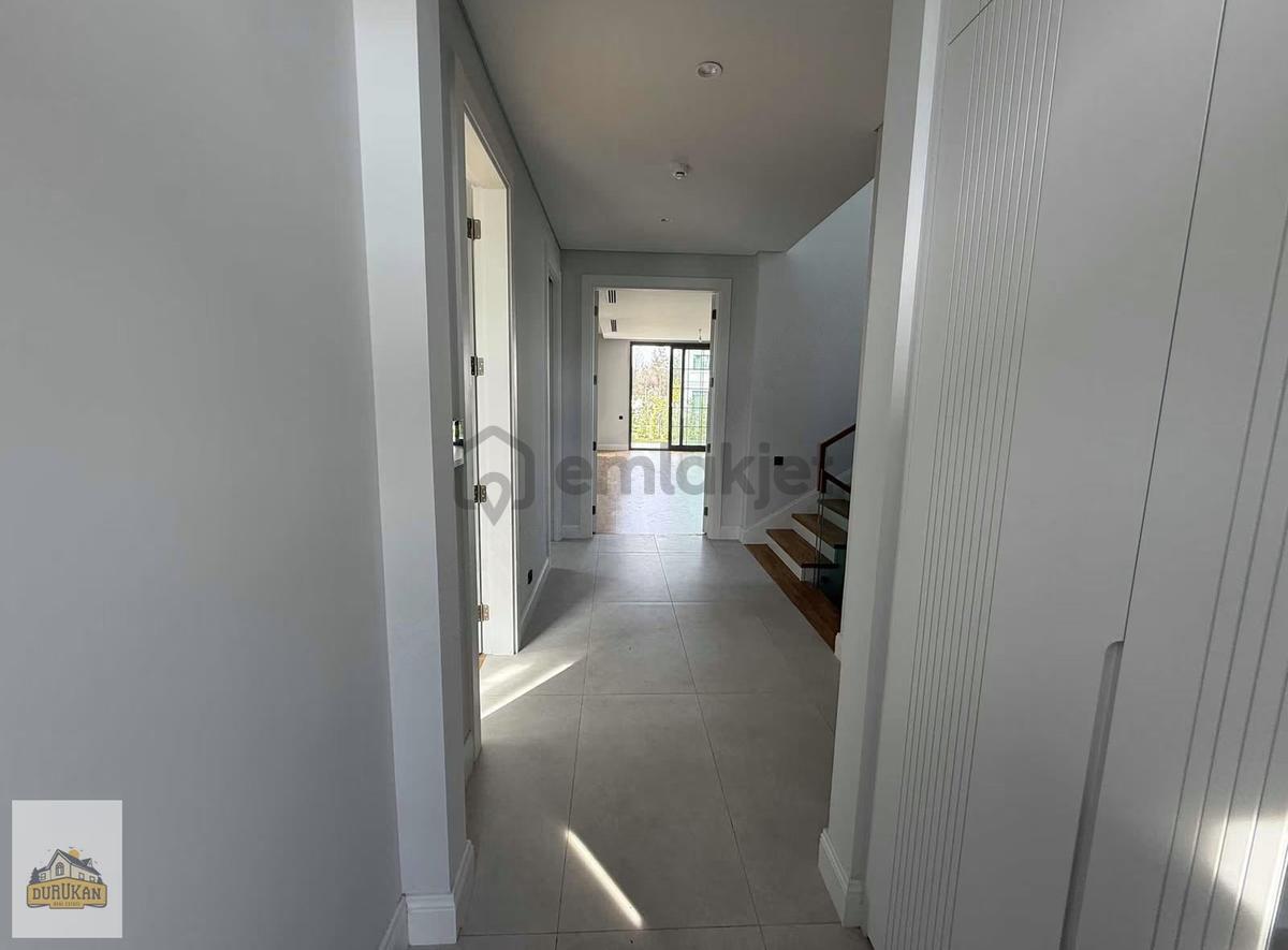 Çınarköy Evleri Üst Etapta Önü Açık Kiralık Villa - 27