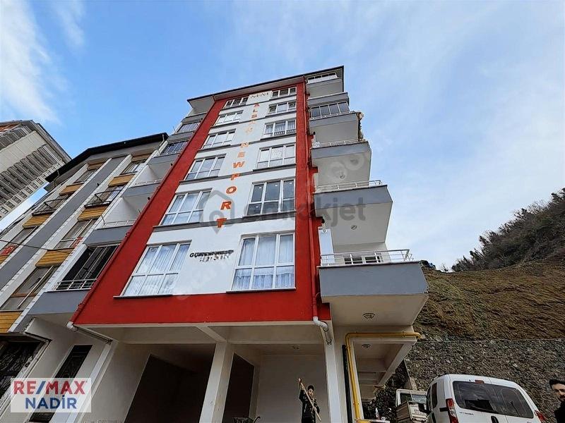 Aksu Mahallesinde Geniş Ve Ferah 2+1 Satılık Daire