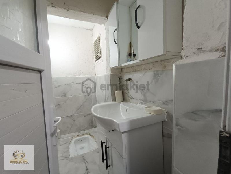 Gülbahçe Mah Obalar Caddesi Civarı 2.5 Katlı Satılık Müstakil Ev - 9