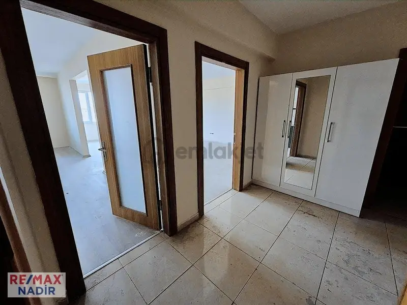 Osmaniye Mahallesinde 4+1 300 M² Giriş Katlı Dubleks Satılık - 8