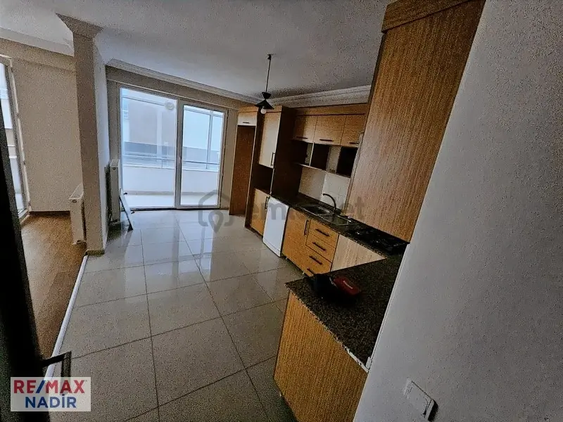 Remax Nadir'den Gaziler Mah. 3+1 Satılık Daire - 12