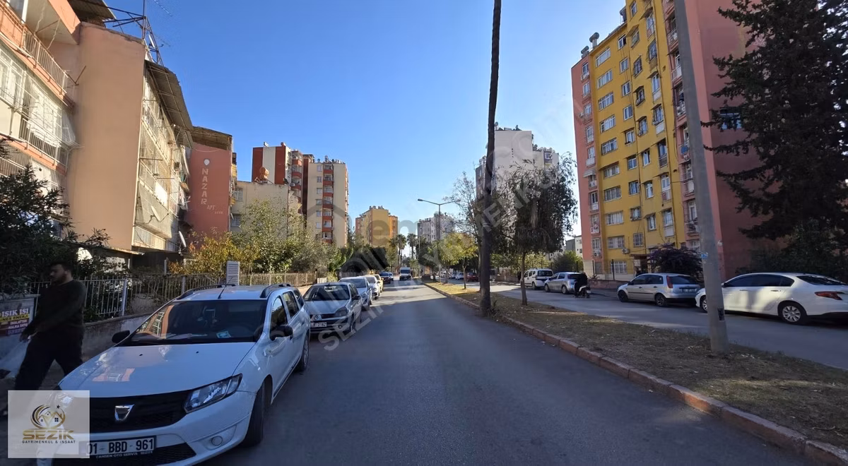 Emek Mh.acil Satılık Geniş Ferah Daire Merkezi Konumda