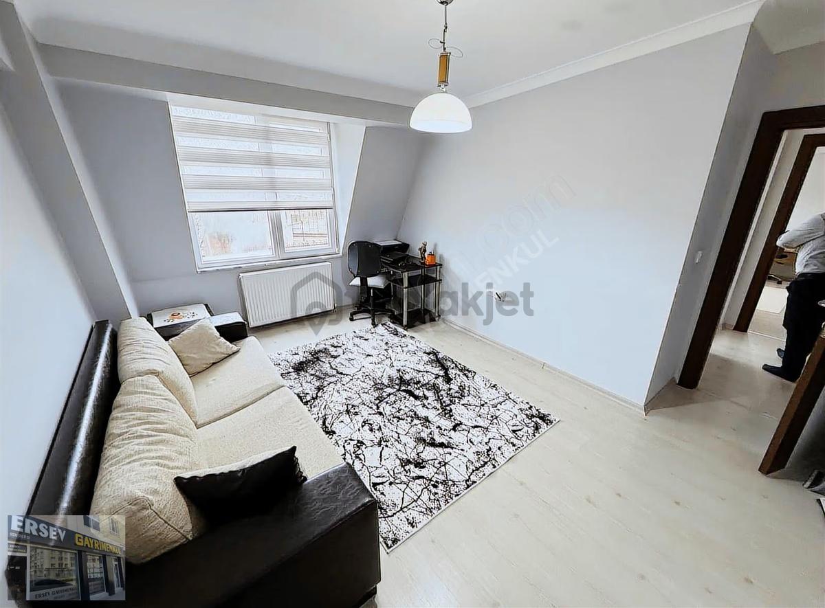 Sümer'de Satılık 5+1 Dubleks Daire - 260m² - 31