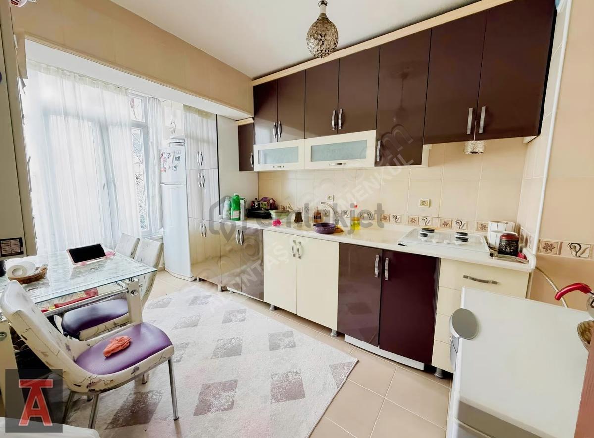 Alsancak Mah'de Ara Kat Cadde Yakını 3+1 Daire - 12