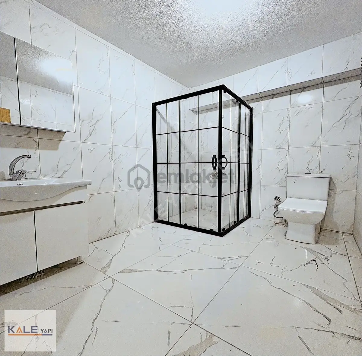 Merkezi Konum Satılık 2+1 Sıfır Daire - 33