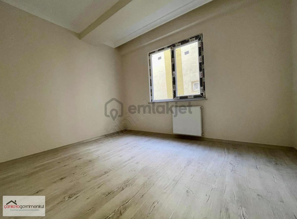 İnönüde Sıfır 2+1 Lüks Ara Kat - 12