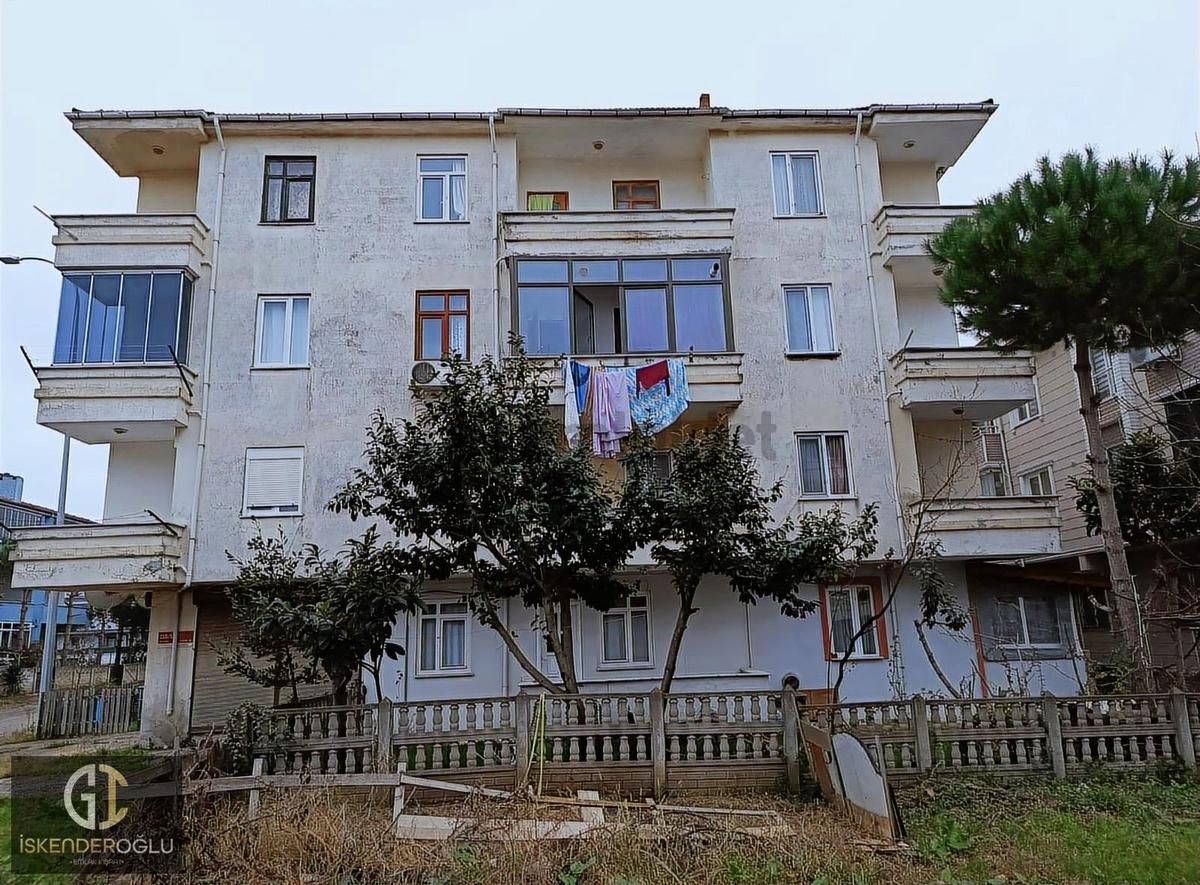 Denıze 4 Parselde 1+1 50 M2 Konbı Peteklı Cam Balkonlu - 2