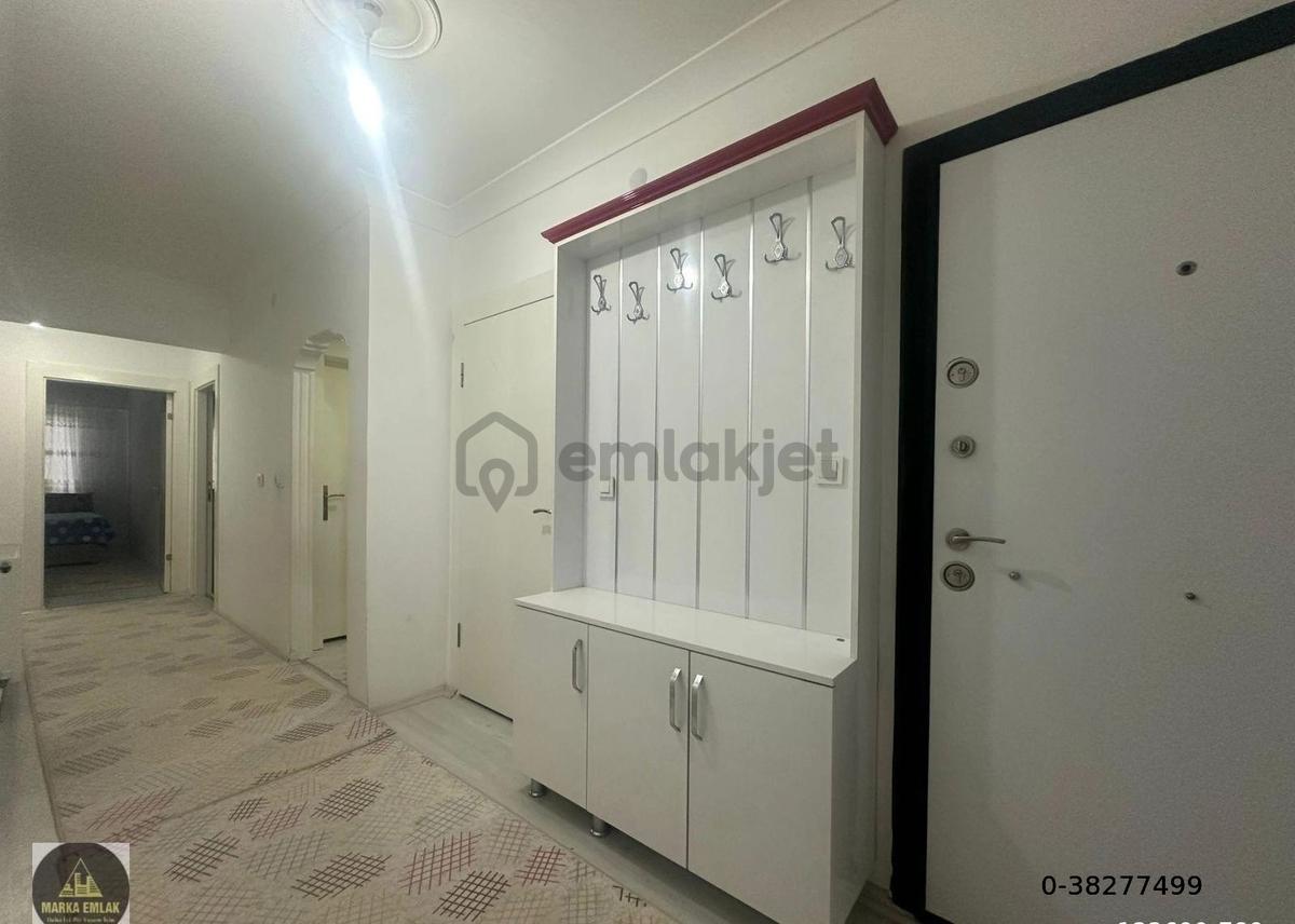 Marka'dan Gündoğdu'da Çift Balkonlu Satılık 3+1 Daire - 18