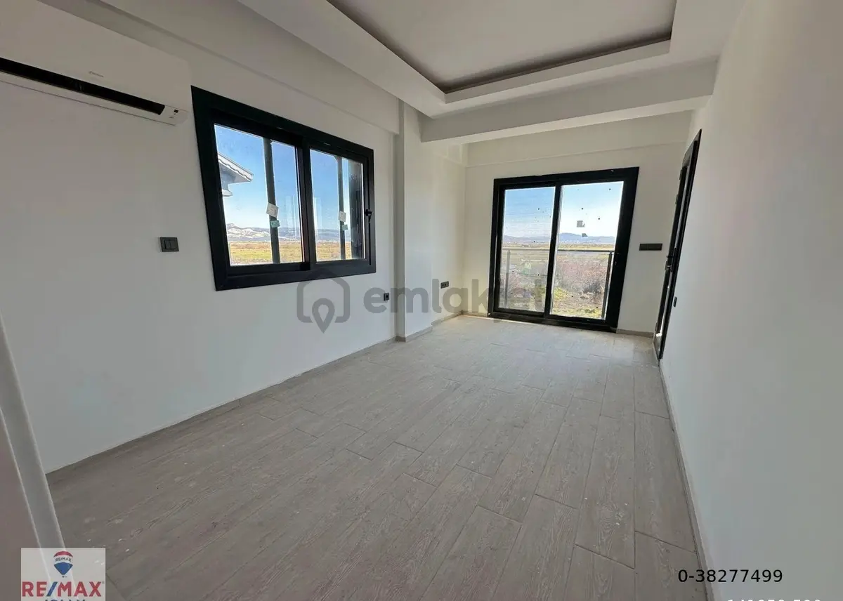 Çandarlı’da Özel Tasarım Lüks Villa - 16