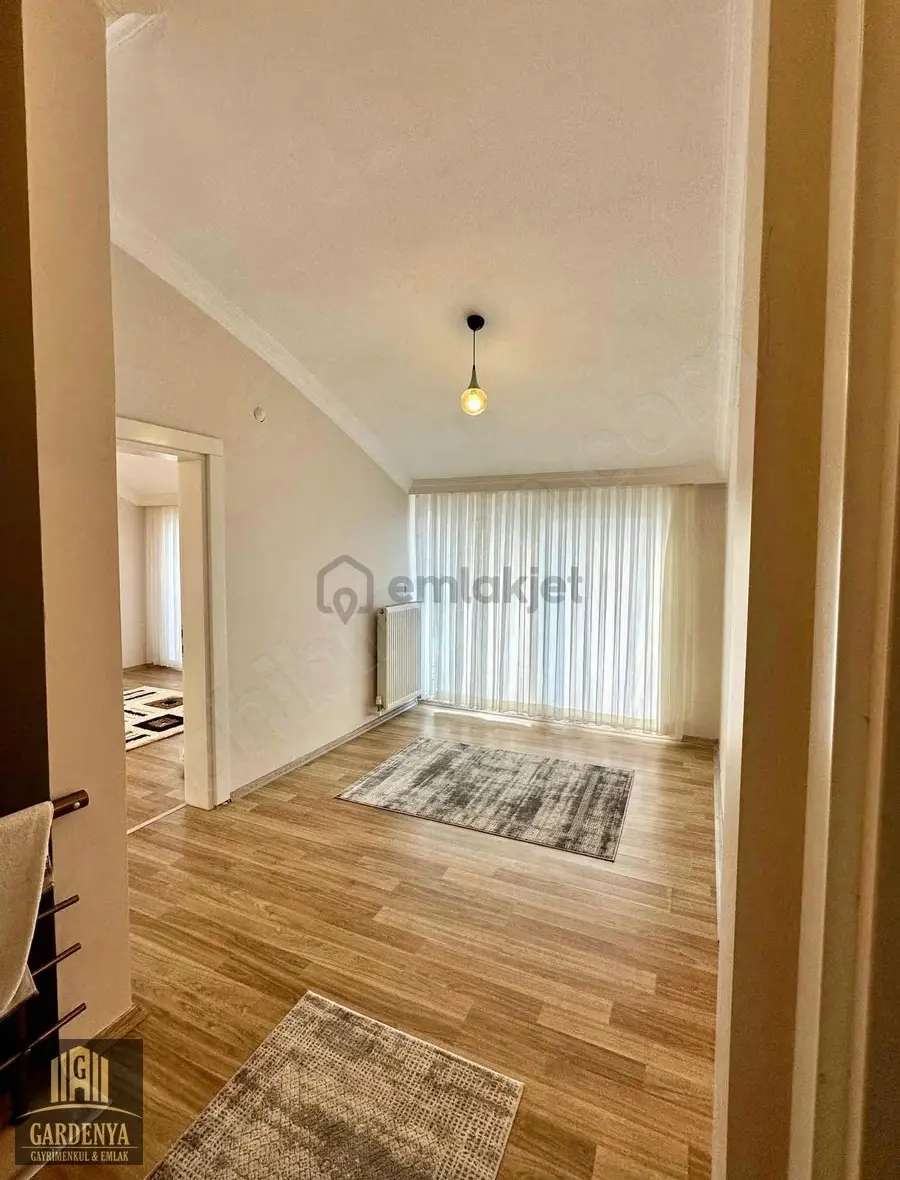 Havuzlu Sitede Satılık Dubleks Daire - 10
