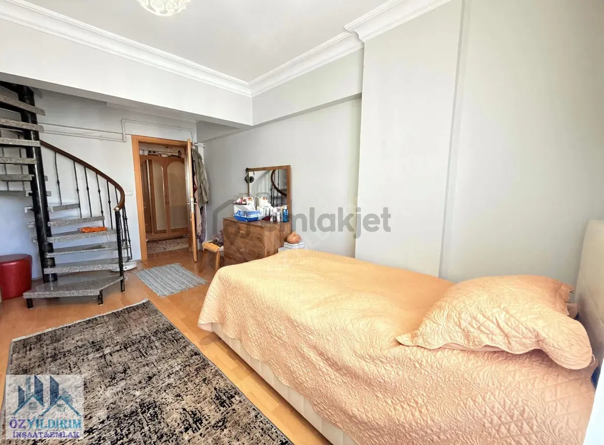 Sancaktepe Kemaltürkler Mah. Satılık Üst Dubleks - 25