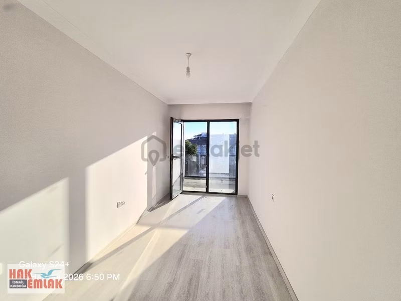 Hak Emlak'tan İstanbul Caddesi Üzerinde Satılık 1+1 Daire - 25