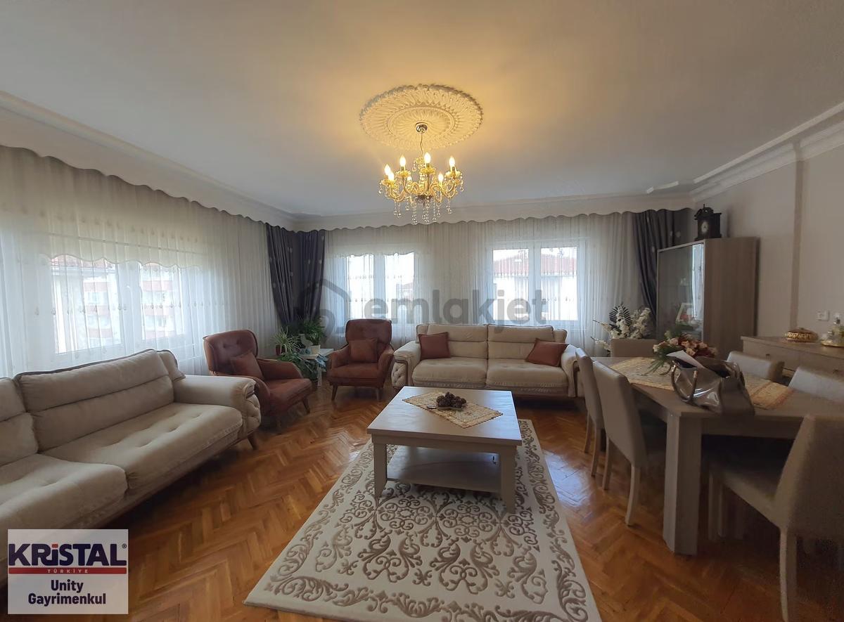 Kr Unıtyden Gökmeydanın En Gözde Yerinde Satılık 3+1 Daire - 10