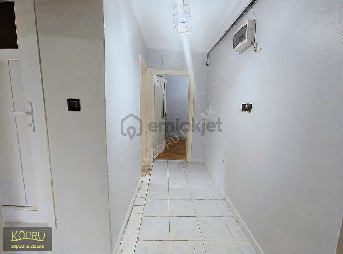 Köprü Emlaktan Fırsat Daire - 4