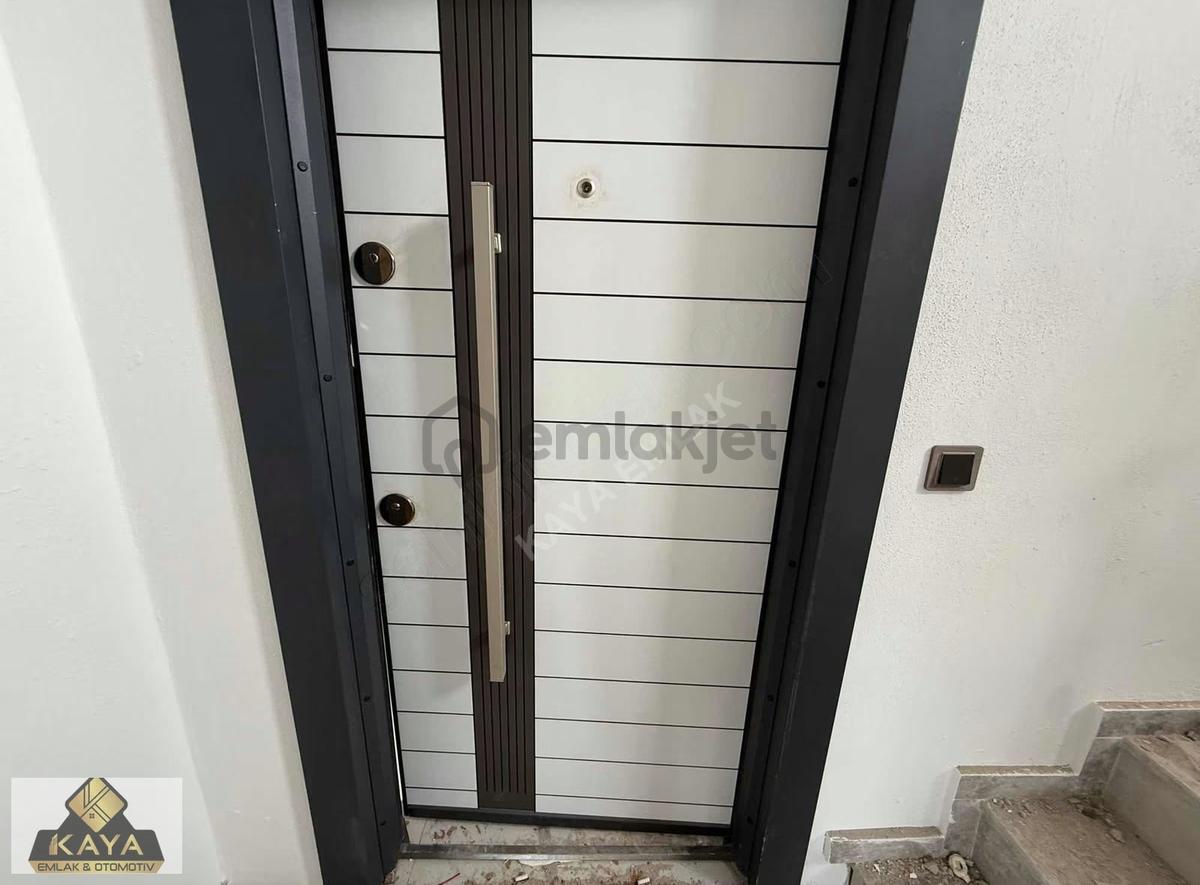Cadde Üstü Yerden Isıtmalı Lüks 2+1 - 23