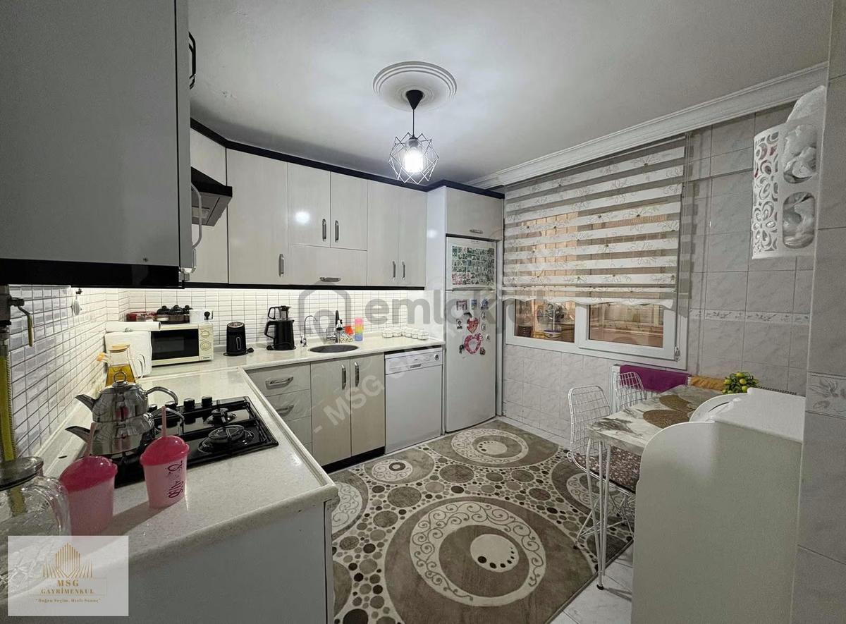 Msg'den Manolya Parkı Yakını Otoparklı Tadilatlı 2+1 Daire - 41