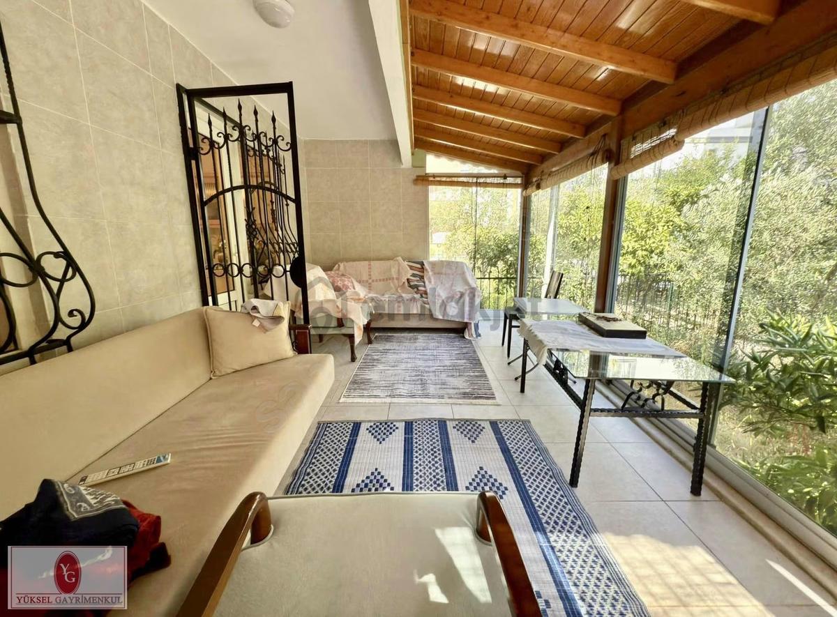 ▓yükselden Akçayda Bakımlı Ultra Geniş 4+1 Merkezi Konumda Villa - 7