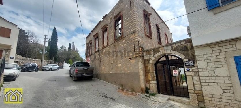 Çeşme Marina Yürüme Mesafesi Tescilli Yapı,otel Projeli Arsa - 20