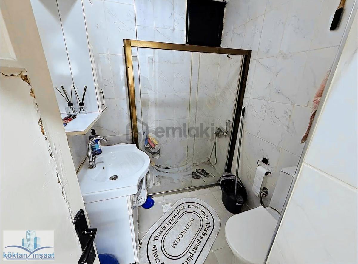 Manisa Mimar Sinan Mah. Satılık 3+1özellikli Çift Balkonlu Daire - 16