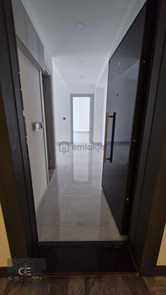 Ceylan Emlaktan Merkezde Satılık Ofis