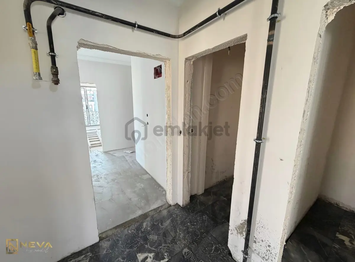 Plevne Caddesinde Sıfır 3+1 Ebeveyn Banyolu Daire - 20