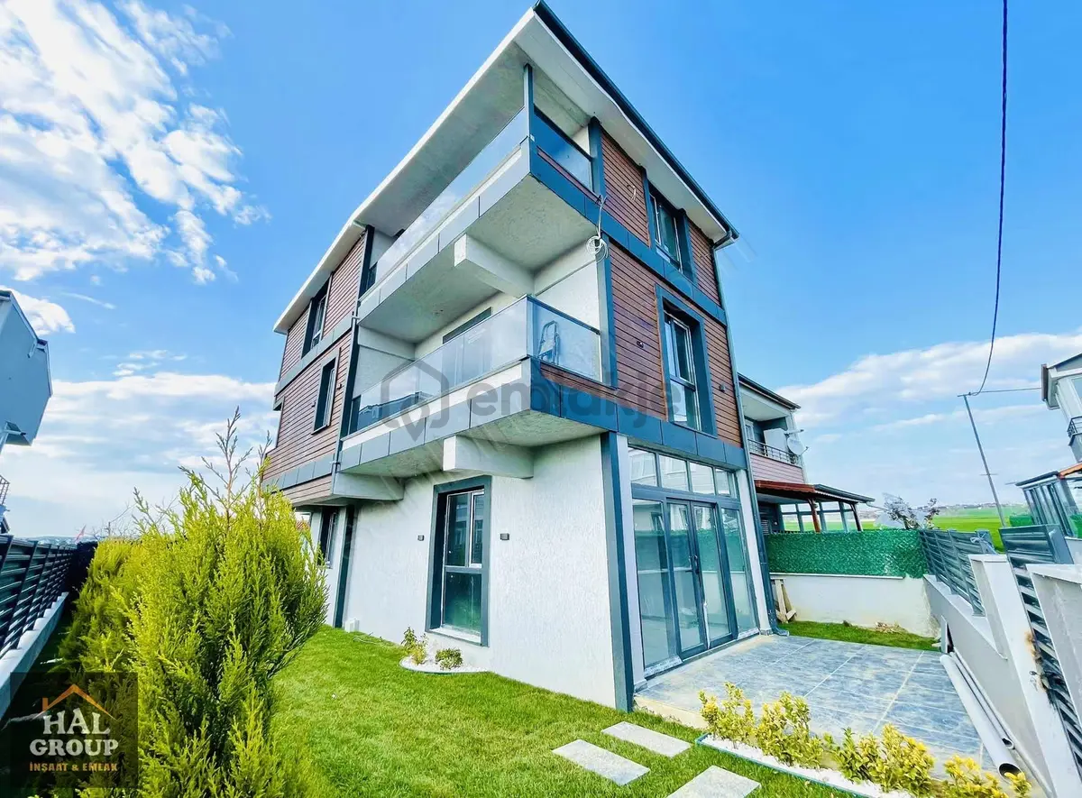 ꧁▇hal Group▇꧂özene Bezene Yapılmış Müstakil Bahçeli Villa - 34