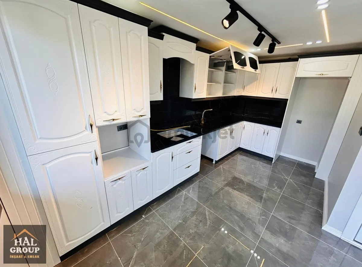 Cebinden Evi Yönetenlere Full Akıllı Sistemli Modern, Lüks Villa - 15