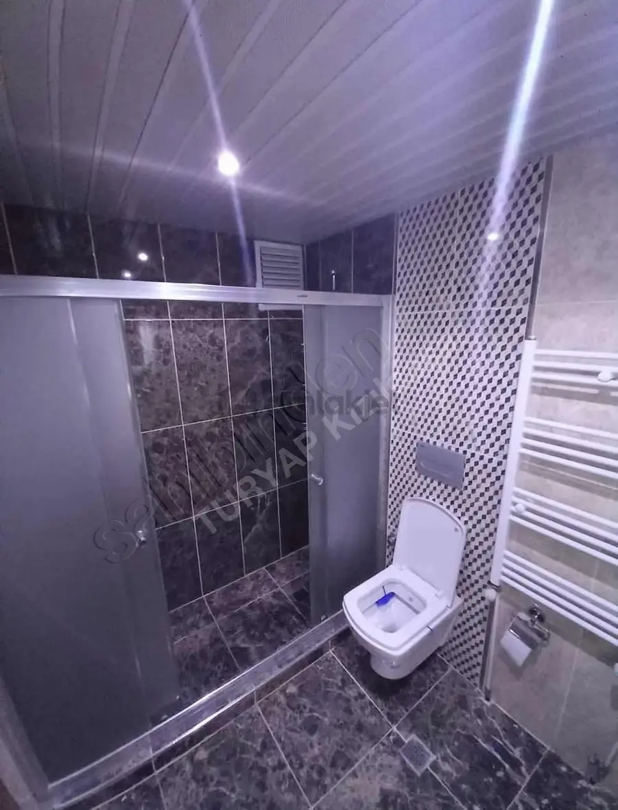 Güneşevlerde Site İçerisinde 4+1 Uygun Satılık Daire - 4