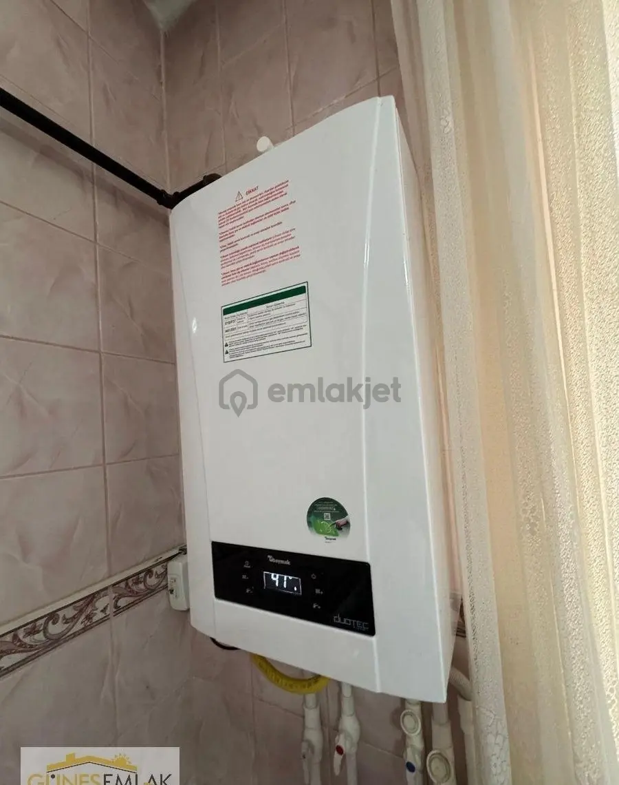 Güneş Emlaktan Uygun Fiyatlı Satılık Daire - 11