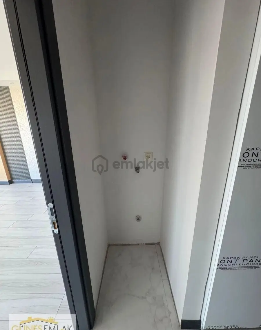 Güneş Emlaktan Cadde Üstü Satılık Sıfır Daire - 12