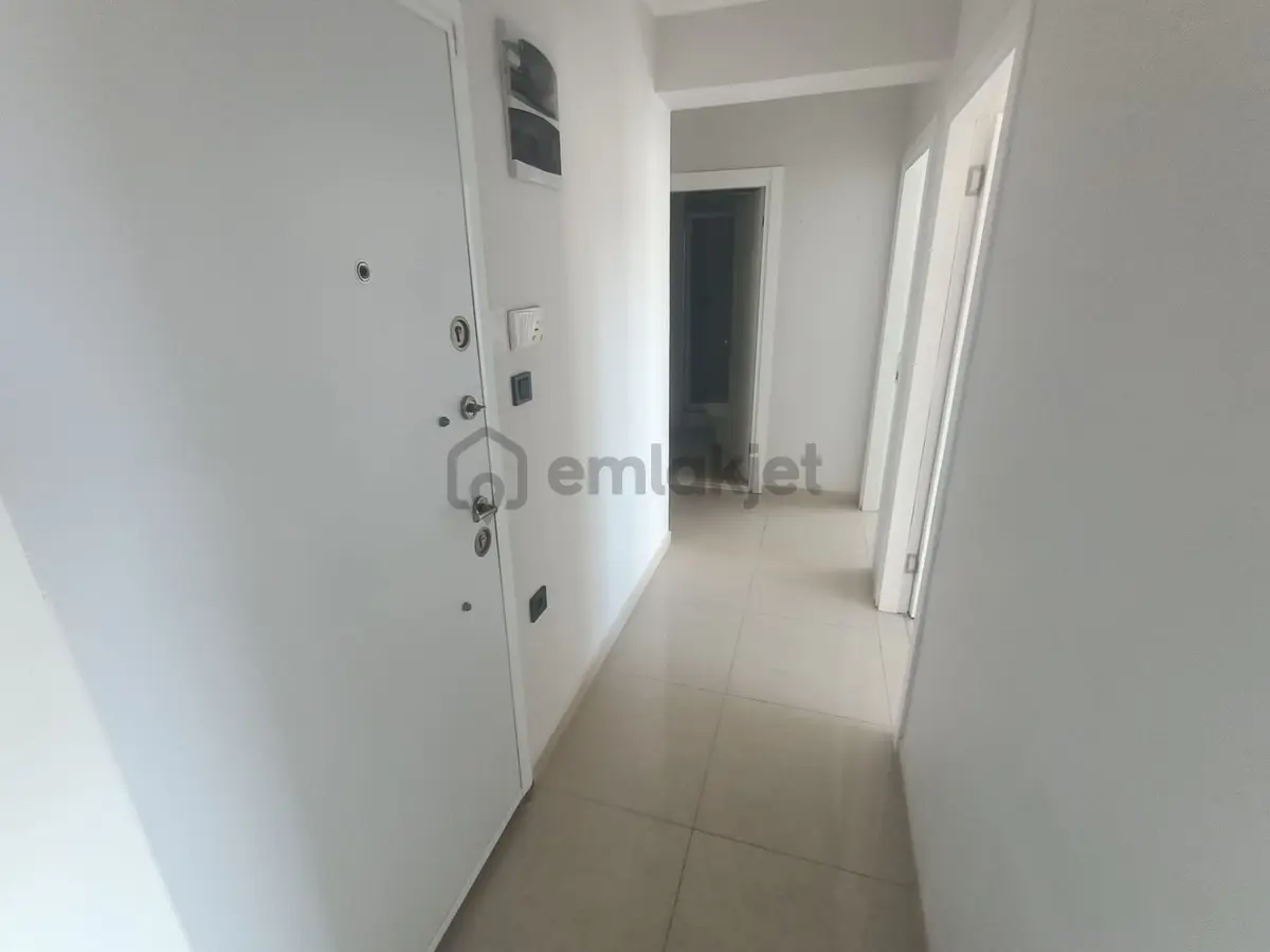 Merkezi Konumda Kapalı Mutfaklı 2+1 Bakımlı Satılık Daire - 5