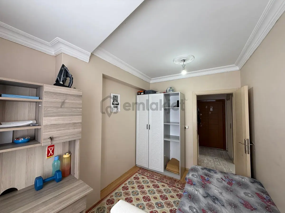 Remax Ekspres'ten Çift Balkonlu Ebeveyn Banyolu 2+1 Feraf Daire - 8