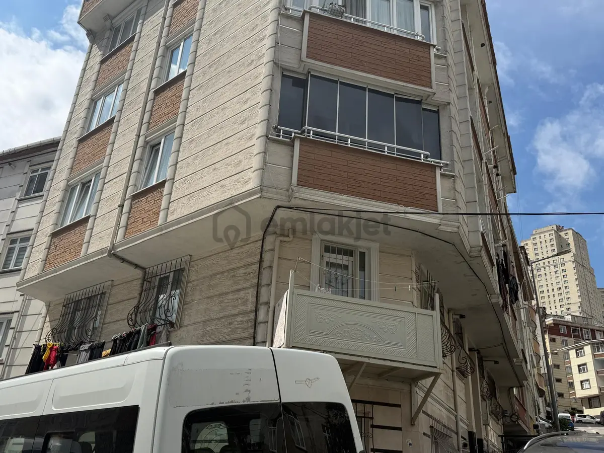 Remax Ekspres'ten Çift Balkonlu Ebeveyn Banyolu 2+1 Feraf Daire - 18