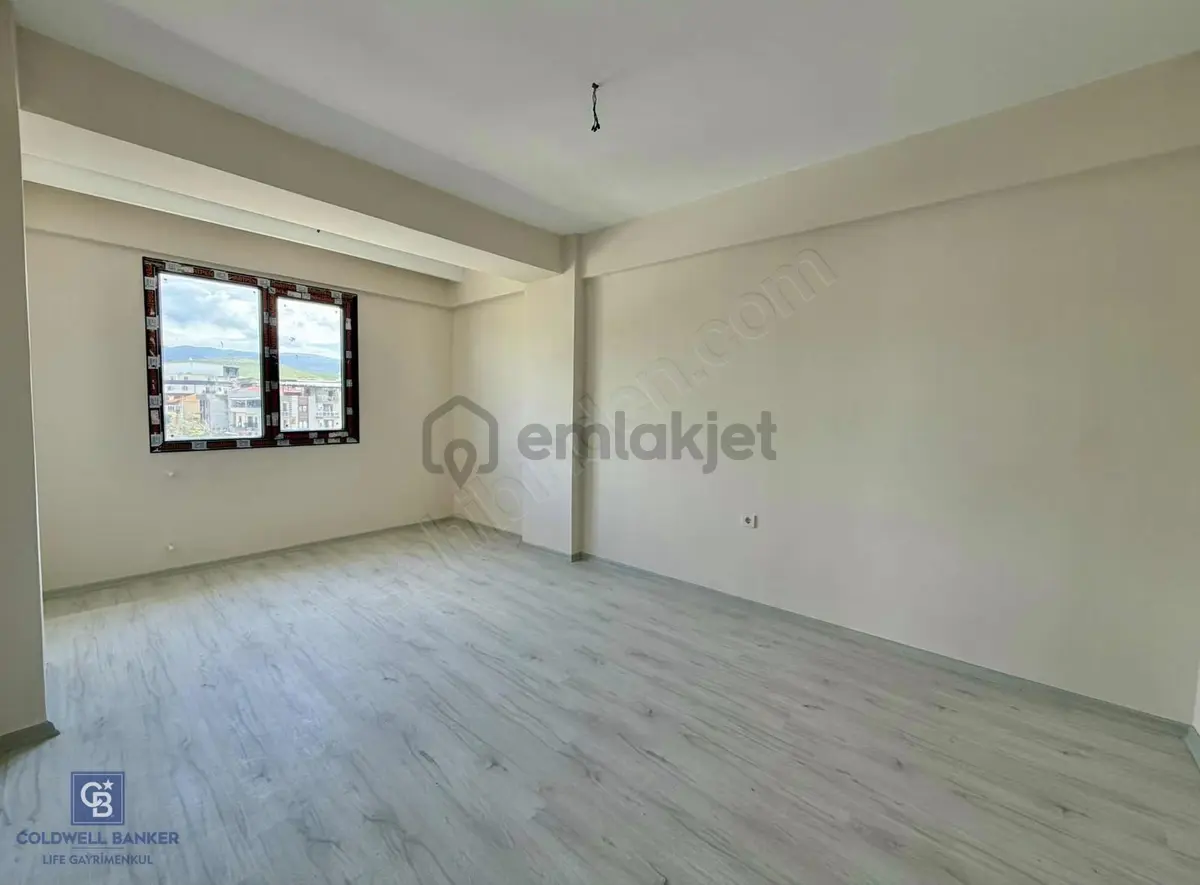 Menemende Satılık Dubleks Teraslı 4+1 Satılık Daire - 12