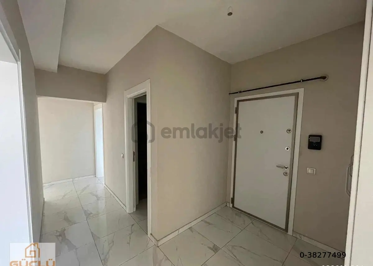 Şefikcan Yakını Site İçi Satılık Son Kat 3+1 Daire - 30