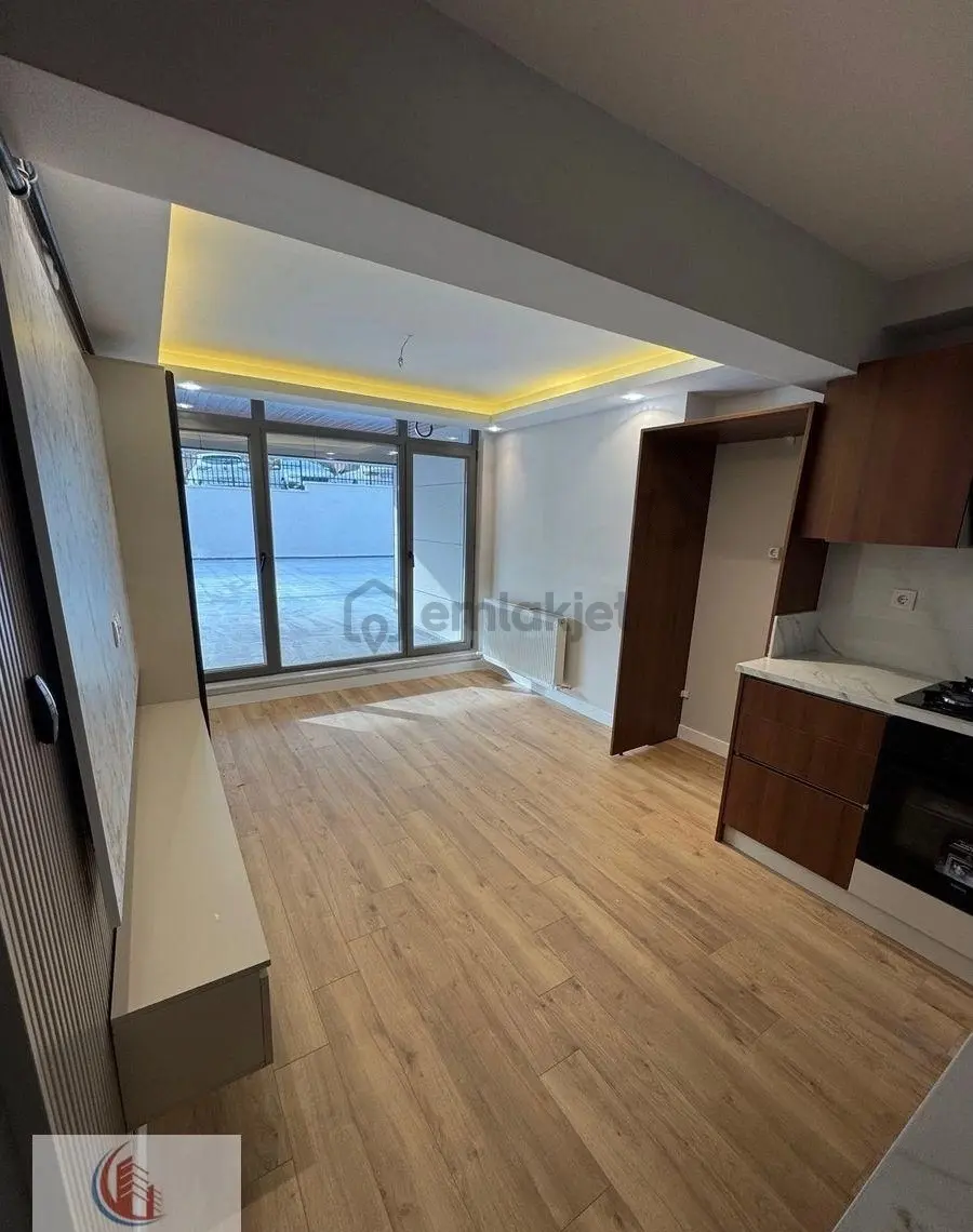 Bahçelide 1+1 Yeni Bina Giriş Teraslı 7 Milyon 250 Bin Tl - 31