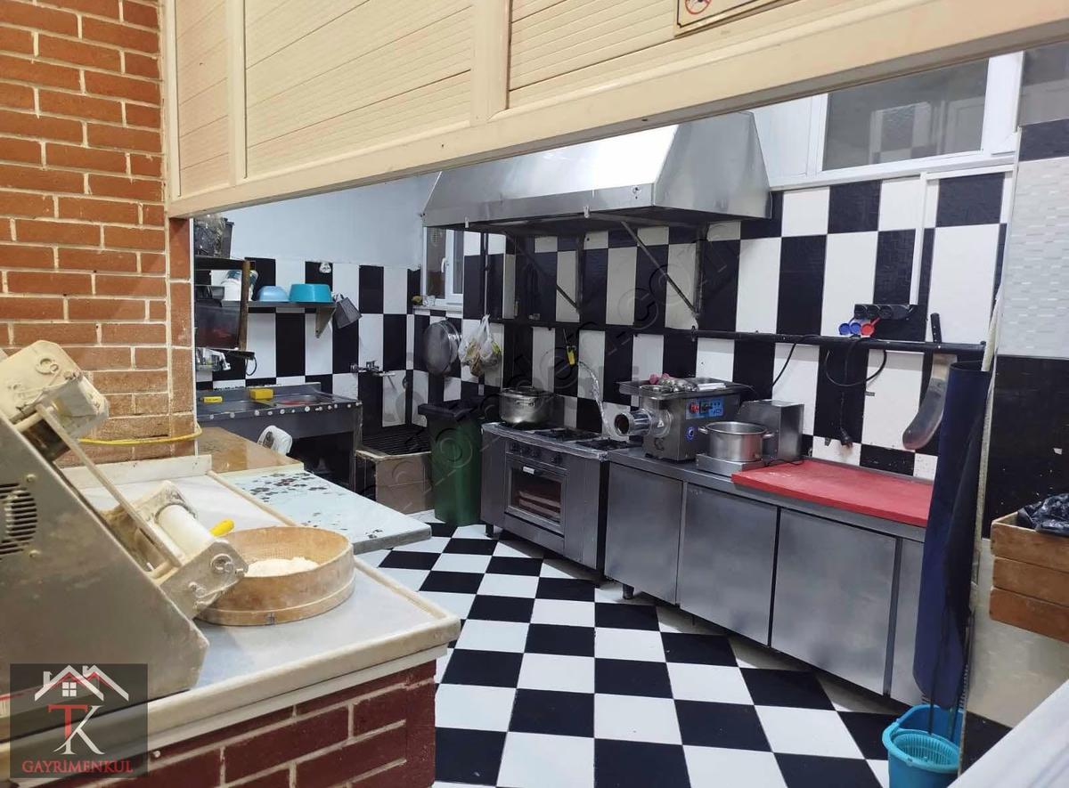 İşlek Cadde Üzerinde Devren Restoran/lokanta - 200m²-75 Kişilik - 11