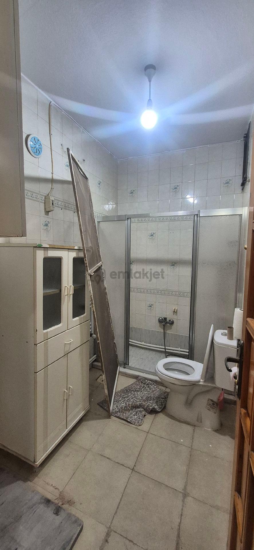 Bornova Pınarbaşında 2+1 Satılık Daire . - 7