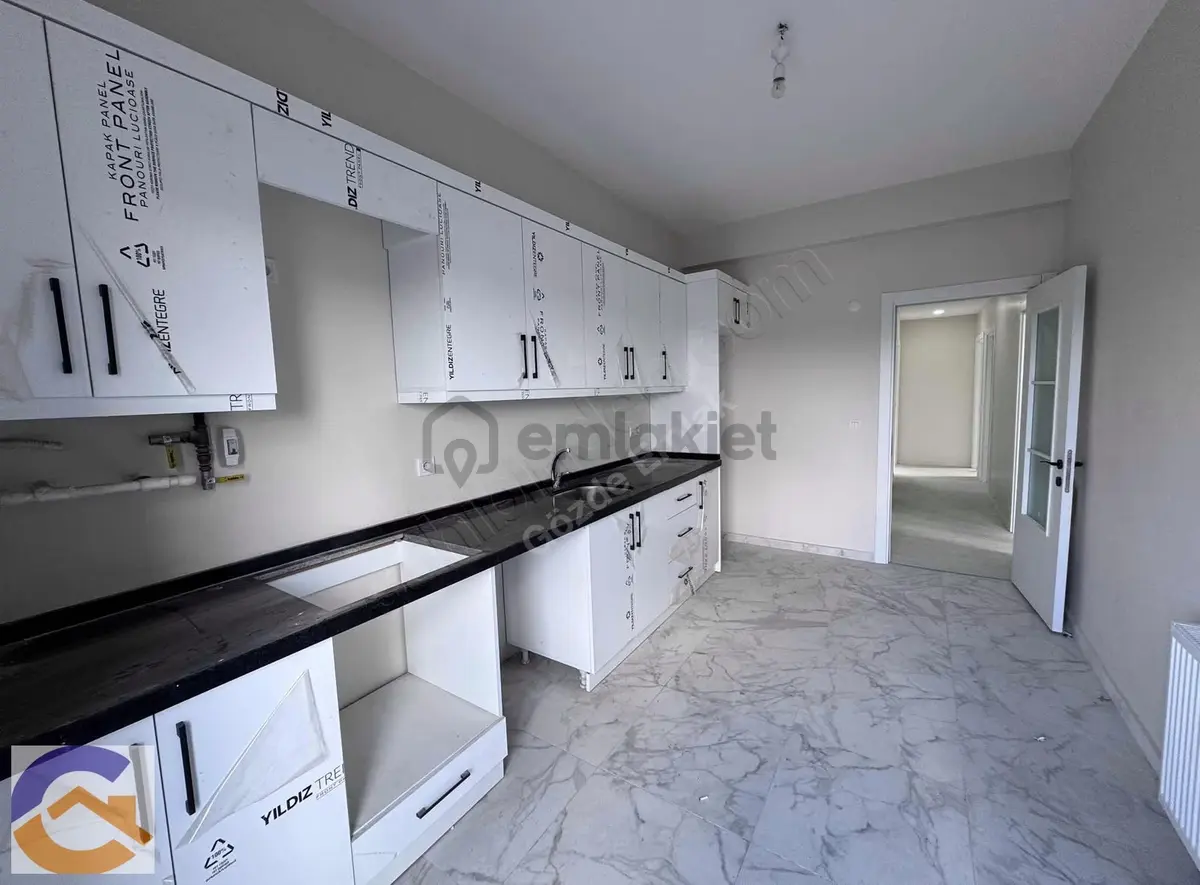 Sitede Havuzlu, Balkonlu 3+1 Daire: 120m², Ebeveyn Banyolu - 6